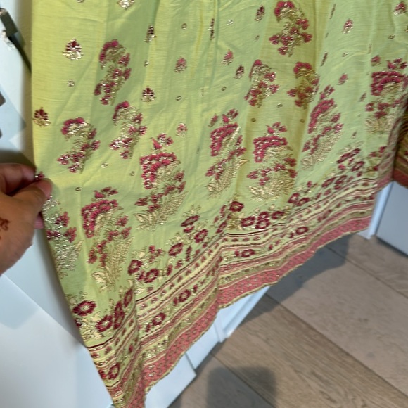 Three piece Indian outfit - Picture 11 of 14